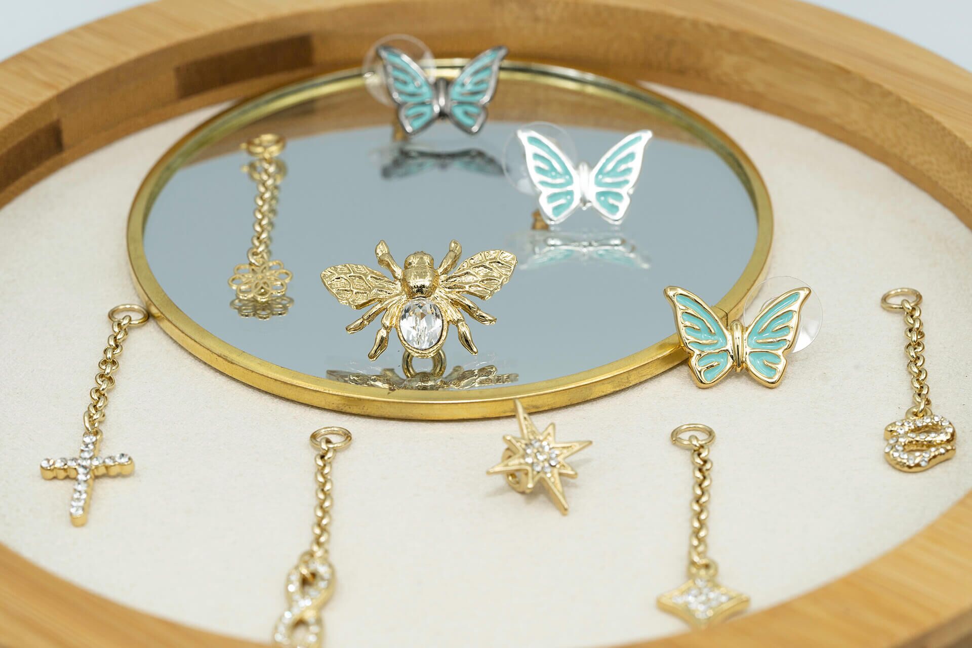 Biżuteria na aparat słuchowy